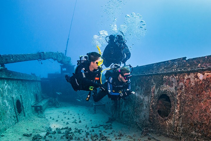 The Basics of Wreck Diving